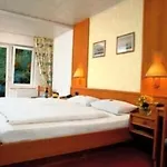 Otel Ewerts