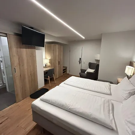 Otel Ewerts Insul