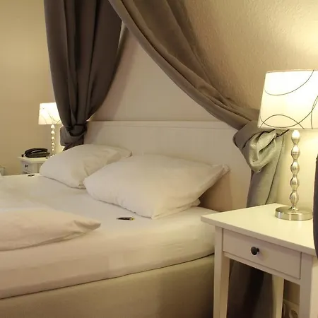 Otel Ewerts Insul