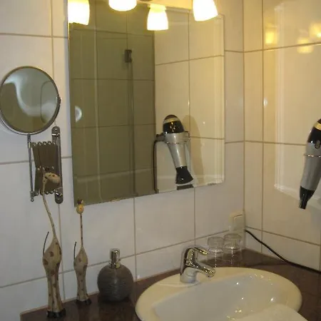 Otel Ewerts Insul